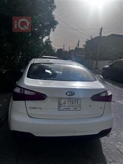 كيا سيراتو